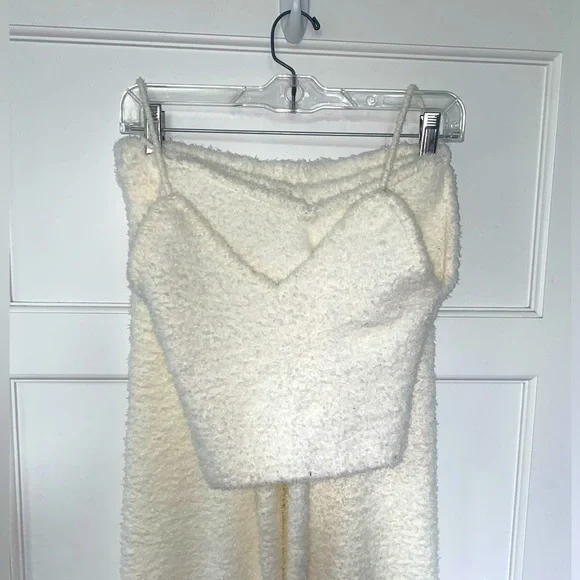 garage white fuzzy pant/tank set!!!!! - Picture 1 of 4